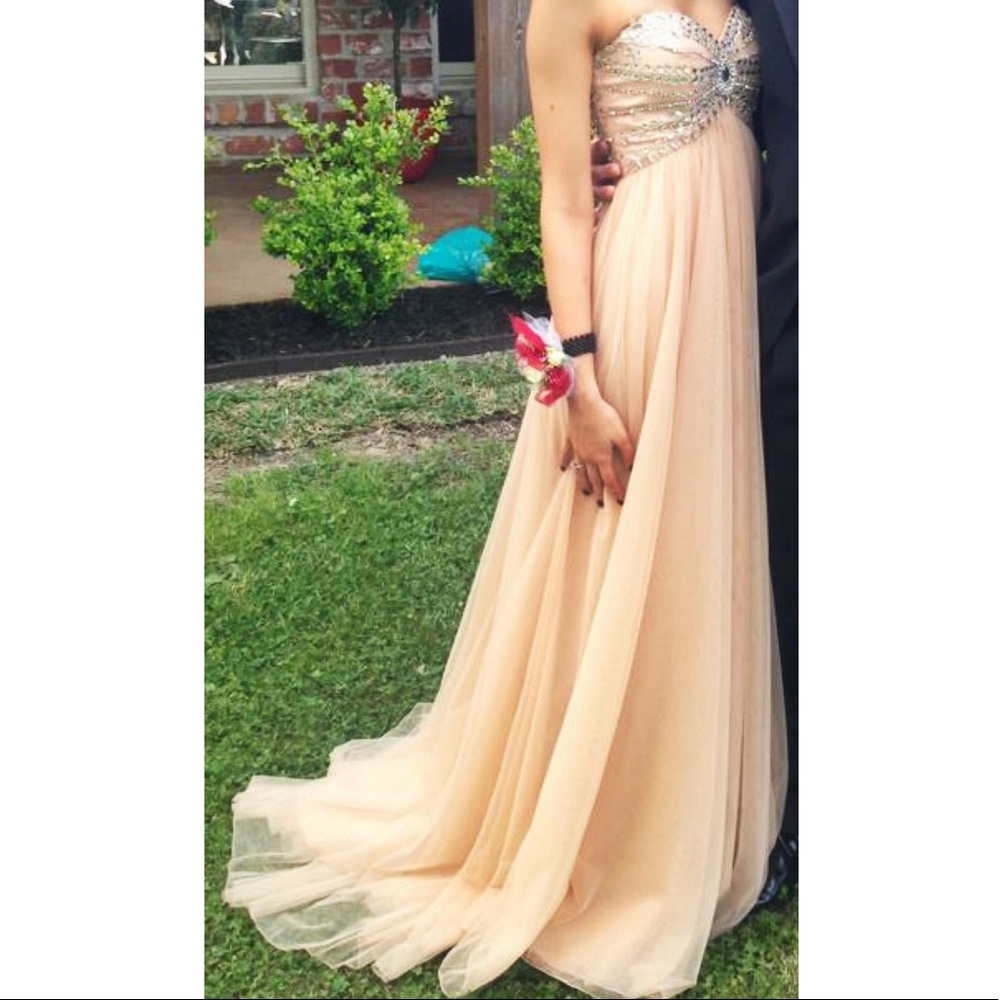 Sherri hill prom dress tulle and embellishments